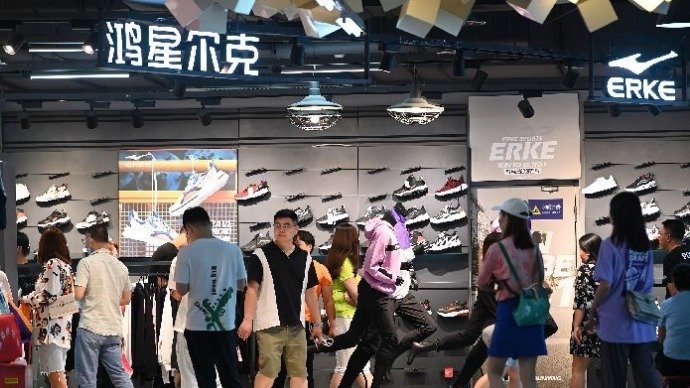 白象方便面火爆出圈，“野性消费”会再次袭来吗？