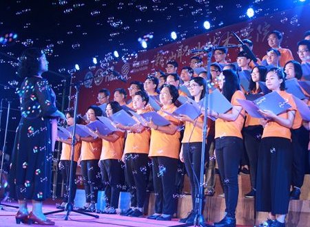 合唱与大合唱之间的区别？