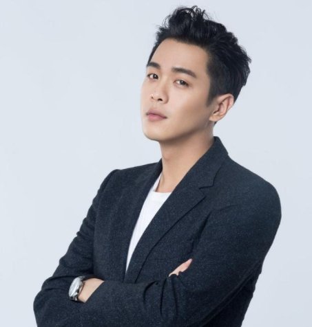 张健被限制高消费，此事是否会对张若昀造成影响？