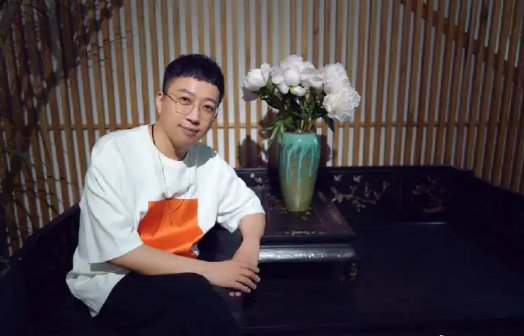 于正给周杰伦写歌词，为何说“这次是真的蹭”？