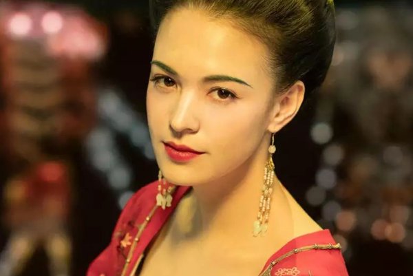 杨贵妃和安禄山是什么关系？''禄山之爪''是怎么意思？