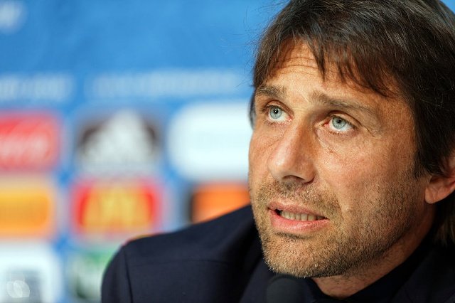 为什么有人喜欢翻白眼