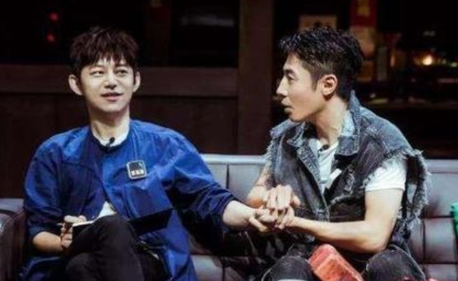 《明星大侦探》王鸥听魏晨唱《成全》听哭了,这是怎么一回事?