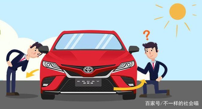 乐山中院一副院长蹲在公务车前被撞身亡，谁该为她的死负责？