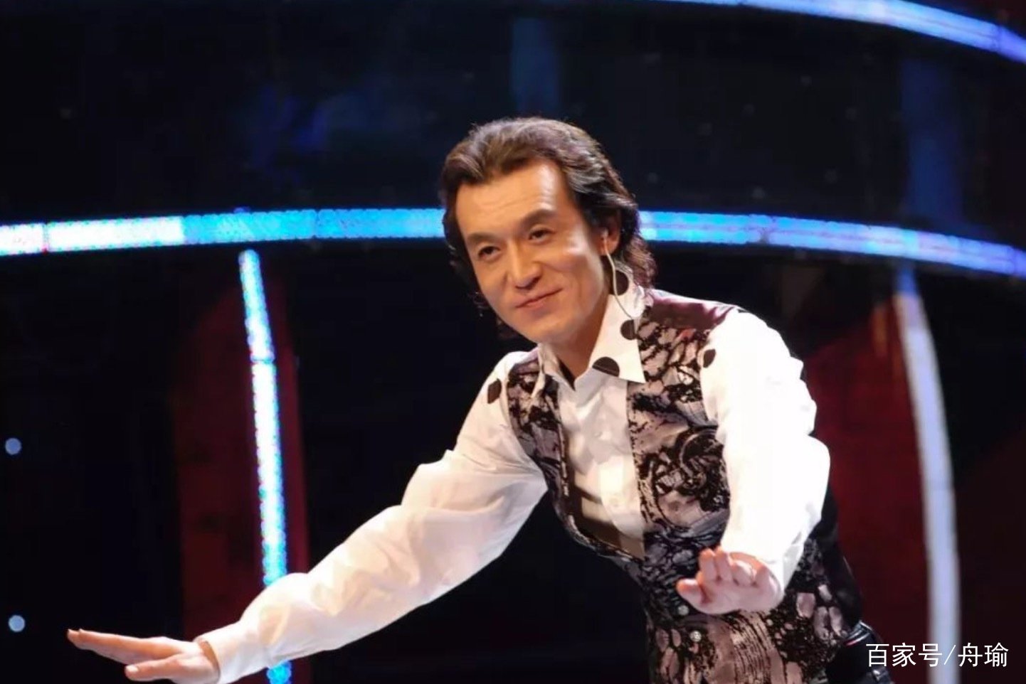 李咏走后留下巨额遗产，半分都没给妻子哈文，反而全部给了她，她是谁？