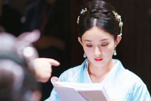 “读万卷书，行万里路”，古代的万卷书相当于现在的多少本书？