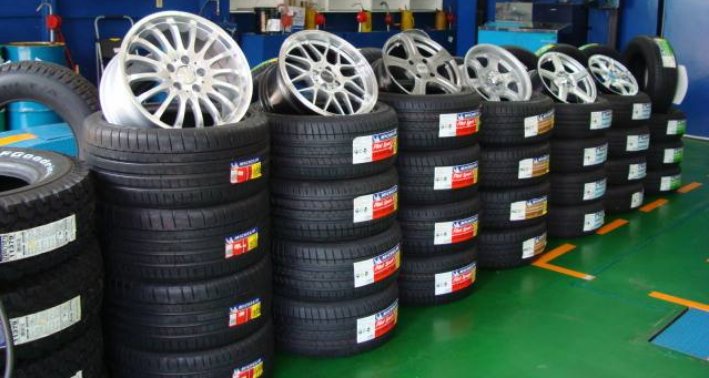 米其林轮胎上的pilot和primacy是什么意思???