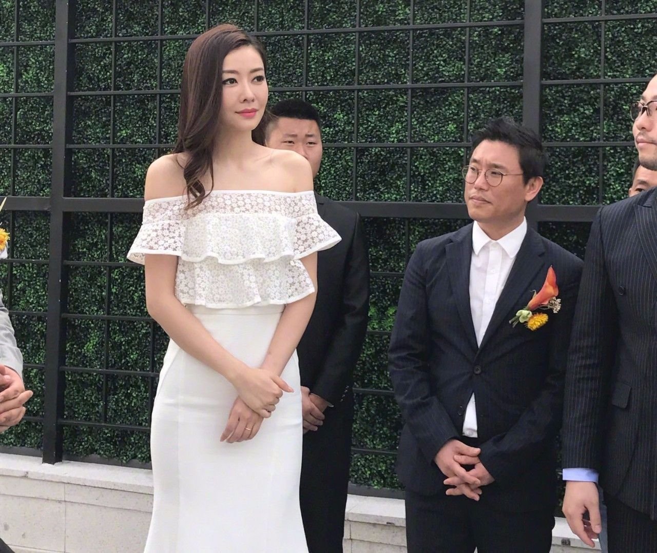 郭富城：给女友熊黛林过生日只送一朵花，到底是浪漫还是吝啬，你怎么看？