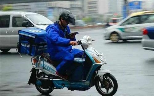 银行行长创业失败当外卖骑手，外卖行业有多赚钱？