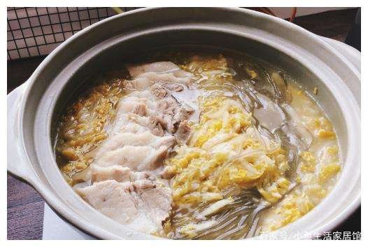 酸菜白肉是哪个地方的菜?制作方法是什么?