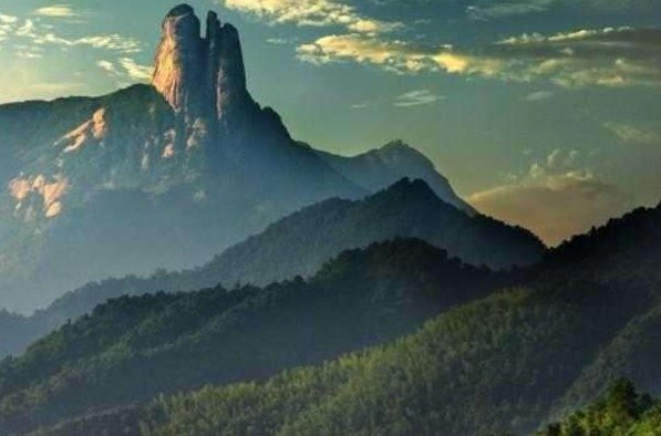 钟灵毓秀可以形容人吗