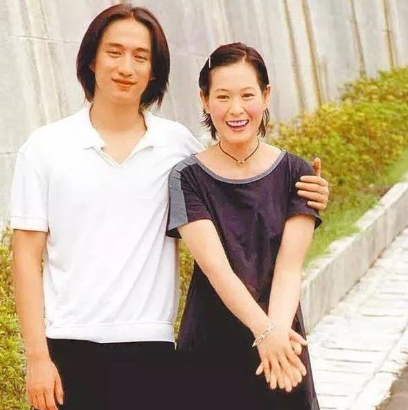 好男人面目被揭开，刘若英爆黄磊丑闻，孙莉被骗了17年，背后发生了什么？