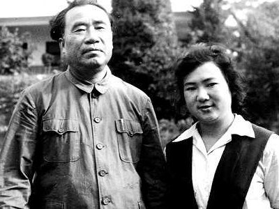 朱德第3任妻子贺治华的照片