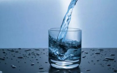 八杯水护肤品怎么样