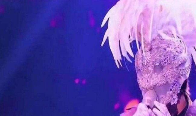 蒙面唱将猜猜猜酒醉的蝴蝶是哪一季