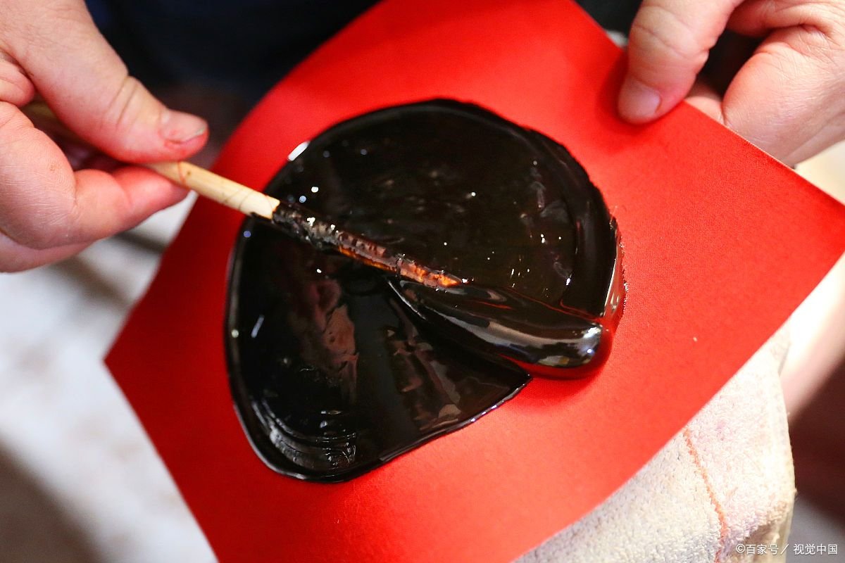 医用冷敷贴跟普通的膏药有什么区别？