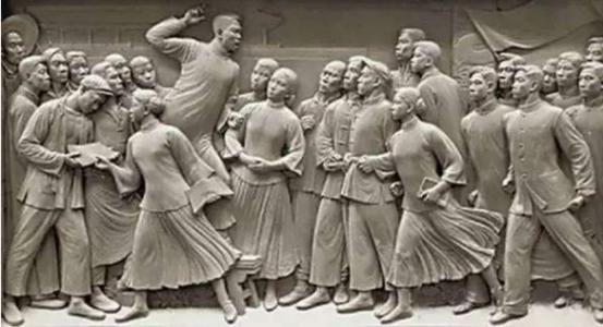 五四精神指的是？