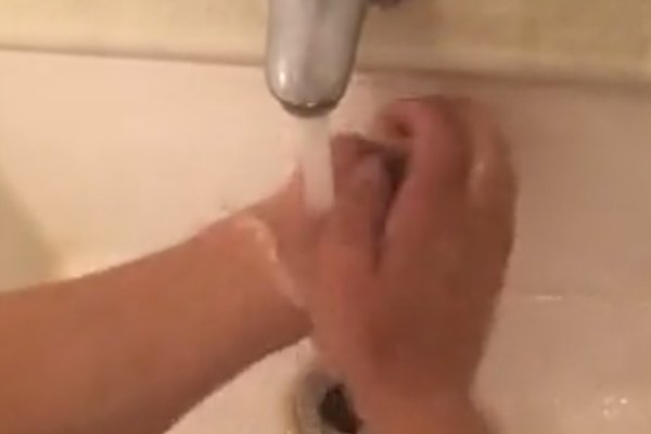 磨砂膏的正确用法