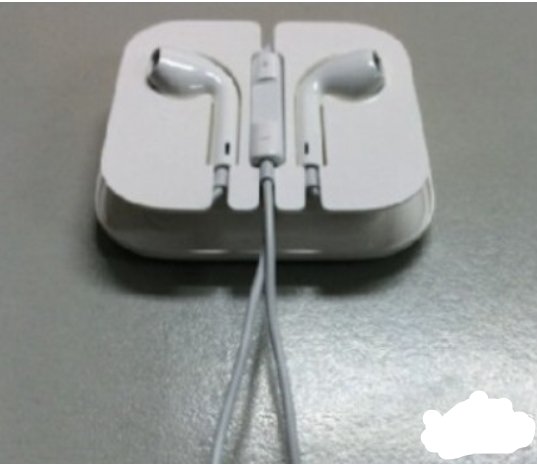 敢问各位是如何将耳机放进收纳盒里面