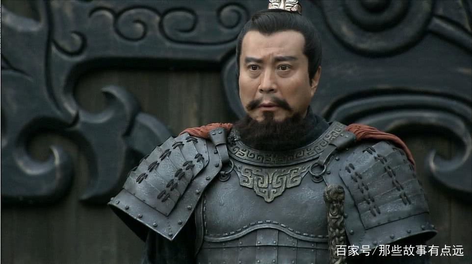 曾反对董卓废立皇帝的两位大臣分别是谁？