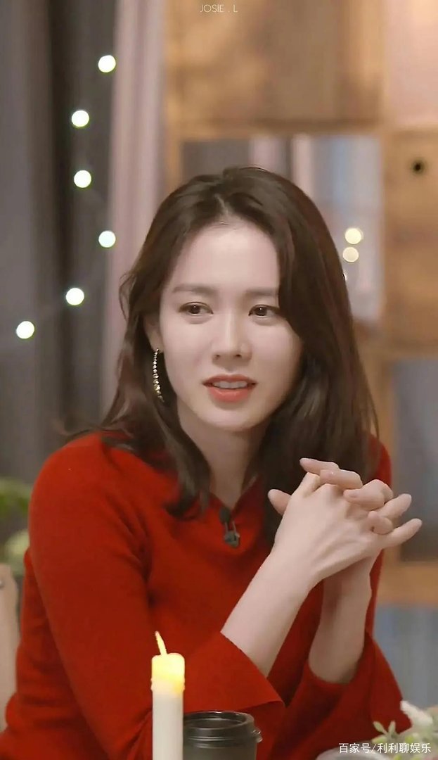 孙艺珍VS宋慧乔，二人在韩国地位有法比较吗