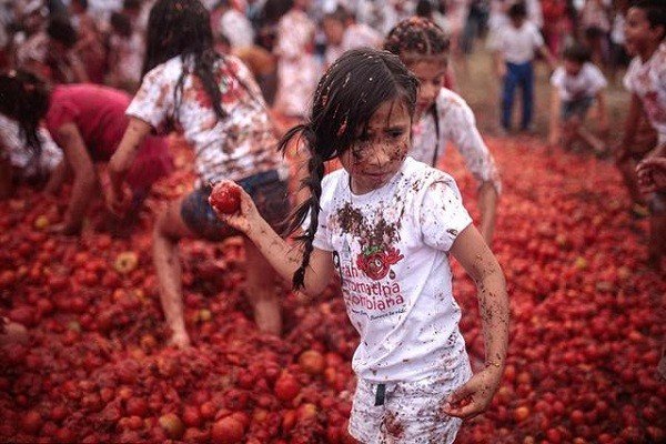 西班牙的“番茄大战”，有哪些有趣的起源故事？