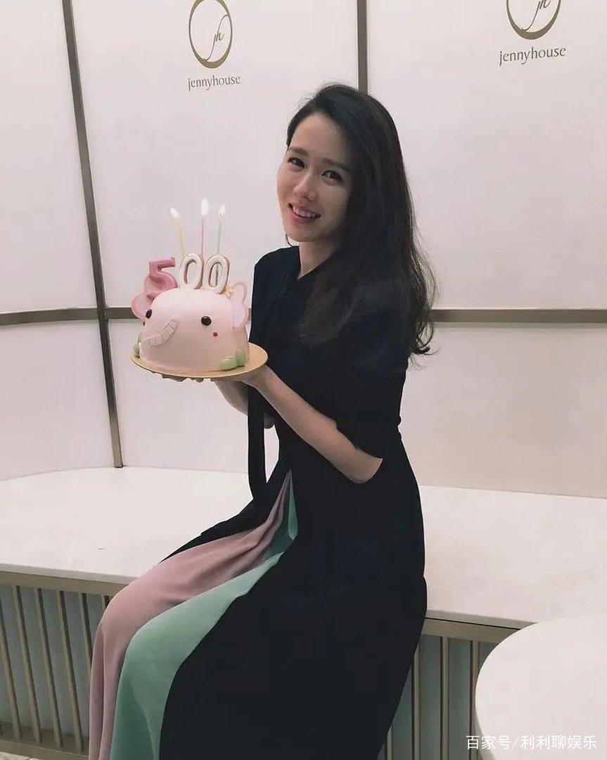 孙艺珍VS宋慧乔，二人在韩国地位有法比较吗