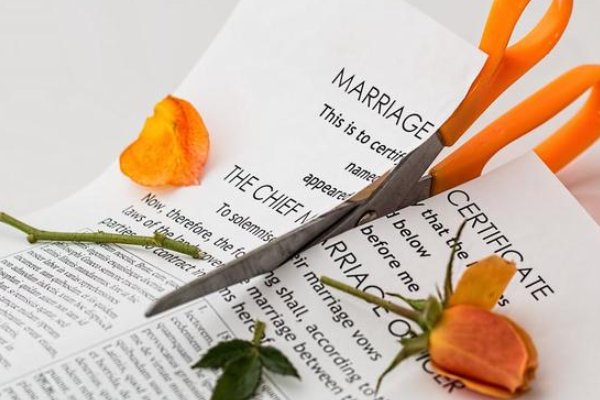 离婚协议书怎么写？