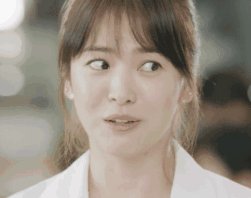 孙艺珍VS宋慧乔，二人在韩国地位有法比较吗