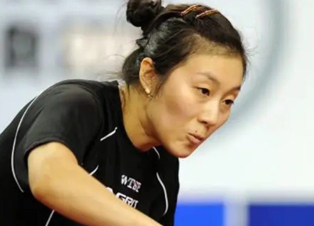 韩莹为什么加入德国国籍？