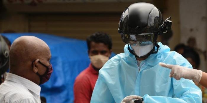 印度各地发现了240种变异新冠病毒，我国该如何保护自己不被牵连？