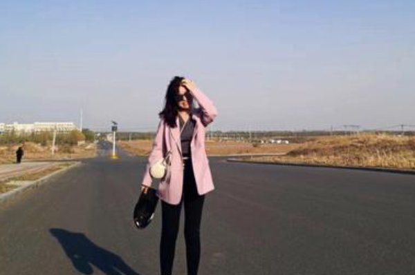 出去溜达一圈的句子