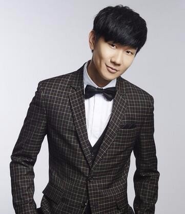 林俊杰到底是哪国人呢? 中国人吧?