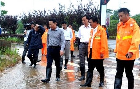 “查看”和“察看”有什么区别？