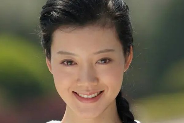 《艰难爱情》第二部大结局是什么？