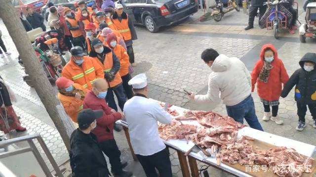 河南8元面馆老板送爱心羊肉，老板此举给食客在这个寒冬送上了怎样的温暖？