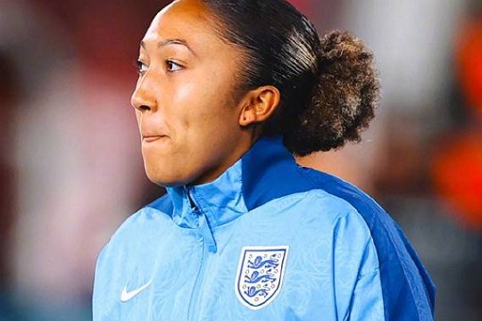 劳伦詹姆斯停赛几场