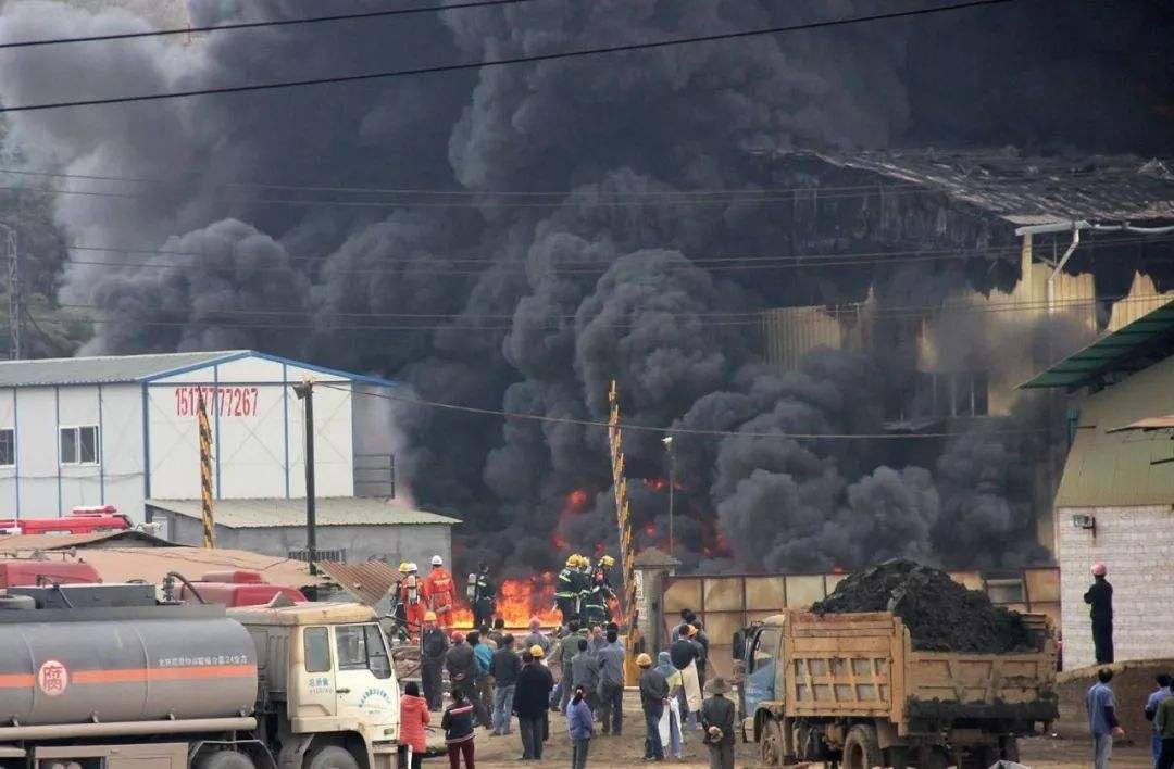 上海一化工材料公司发生火灾，此事故有无造成人员身亡