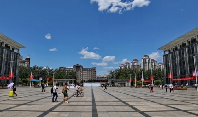 天津技工师范学院的成立是以什么学校和工厂为基础