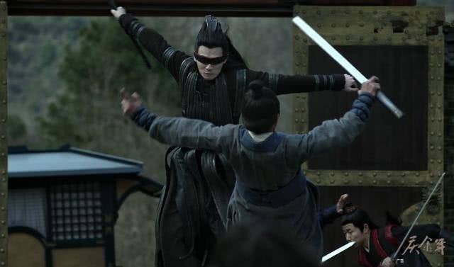 庆余年：大家都叫“五竹”，只有费介叫“五大人”，为什么？