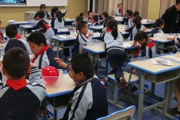 义犬救主小古文注释和译文