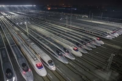 异地恋见面男生有多疯狂 晚上根本睡不了第一件事都做什么