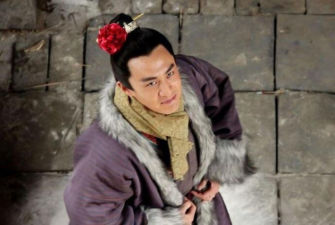 《新水浒传》都有哪些演员