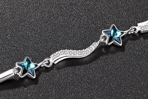 卡蒂罗属于什么档次的品牌？