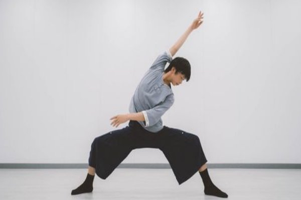 男子现代舞舞蹈视频大全