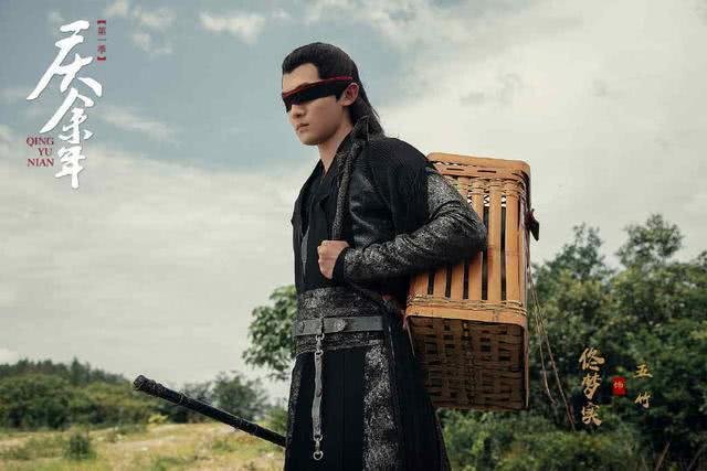 庆余年：大家都叫“五竹”，只有费介叫“五大人”，为什么？