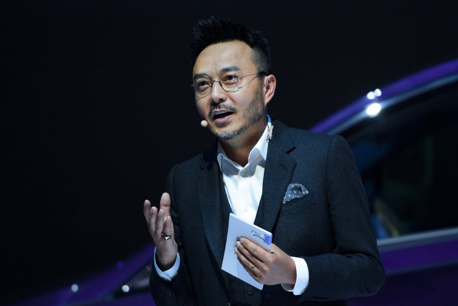 天天向上主持人名单全部