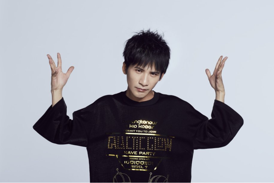 天天向上主持人名单全部