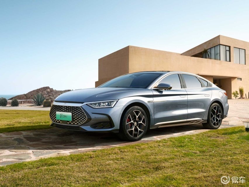 五菱周钘谈16家车企不打价格战：只有特斯拉比亚迪挣钱