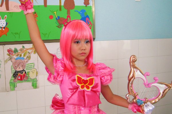 巴啦啦小魔仙演员表